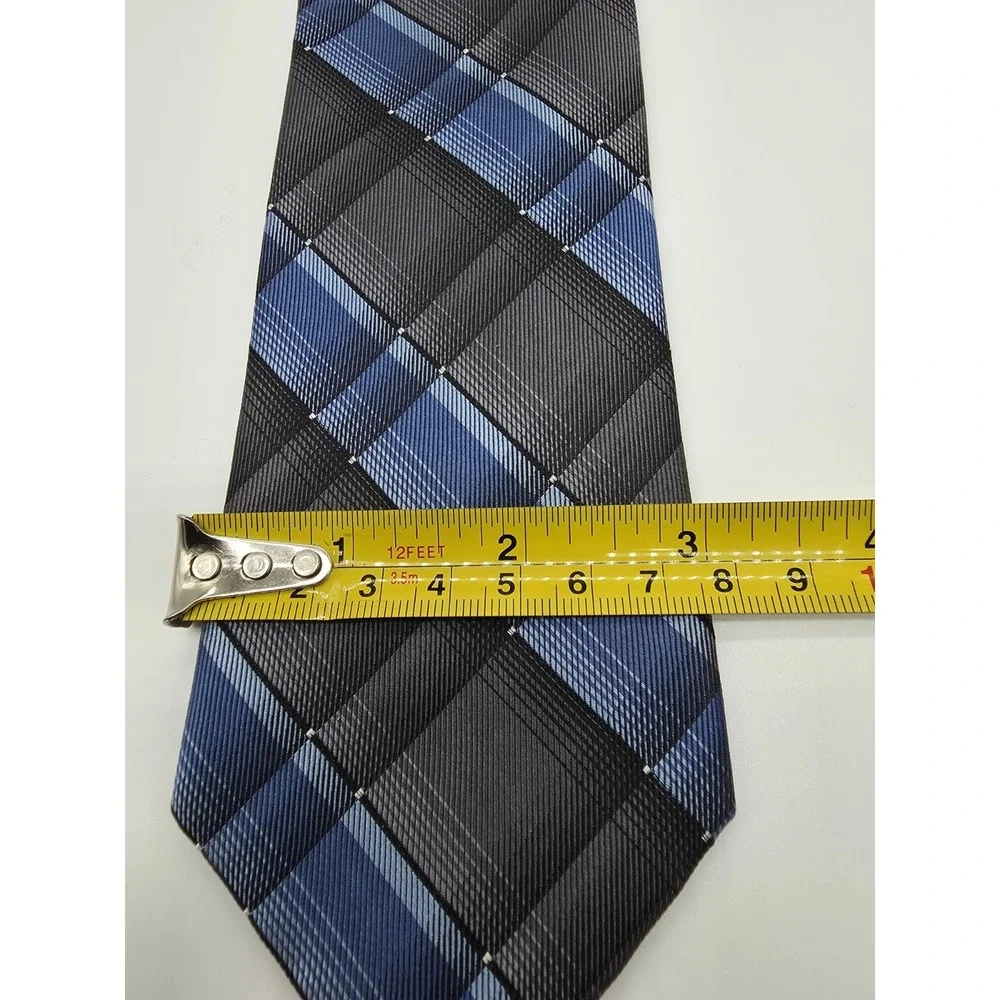 Kenneth Cole Awareness Blue Black Geometric Pattern Designer Silk Tie 57